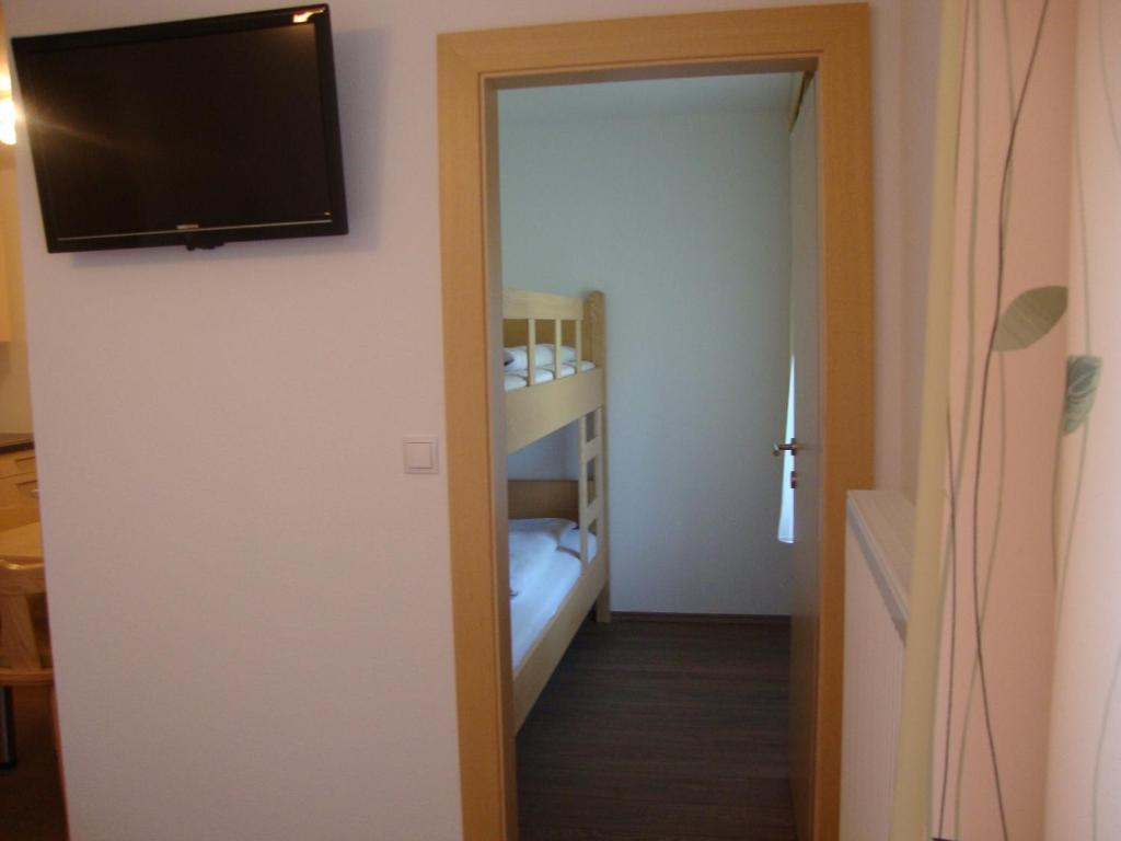 Gaestehaus Schwoagerhof Fuegen Room photo